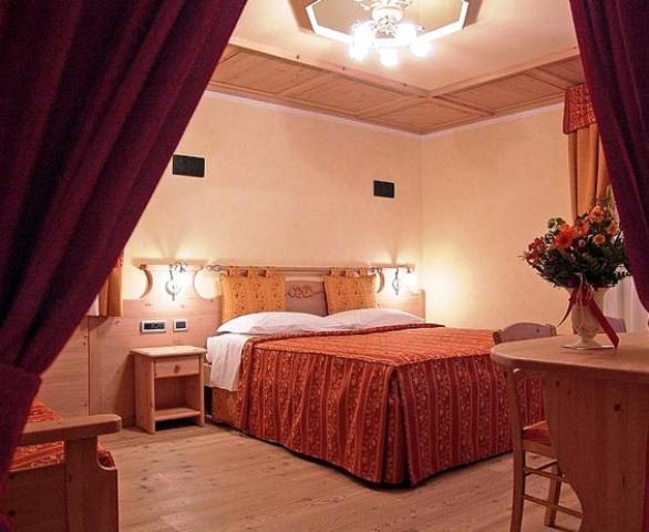 Jolly B&B - Affittacamere Dimaro Quarto foto