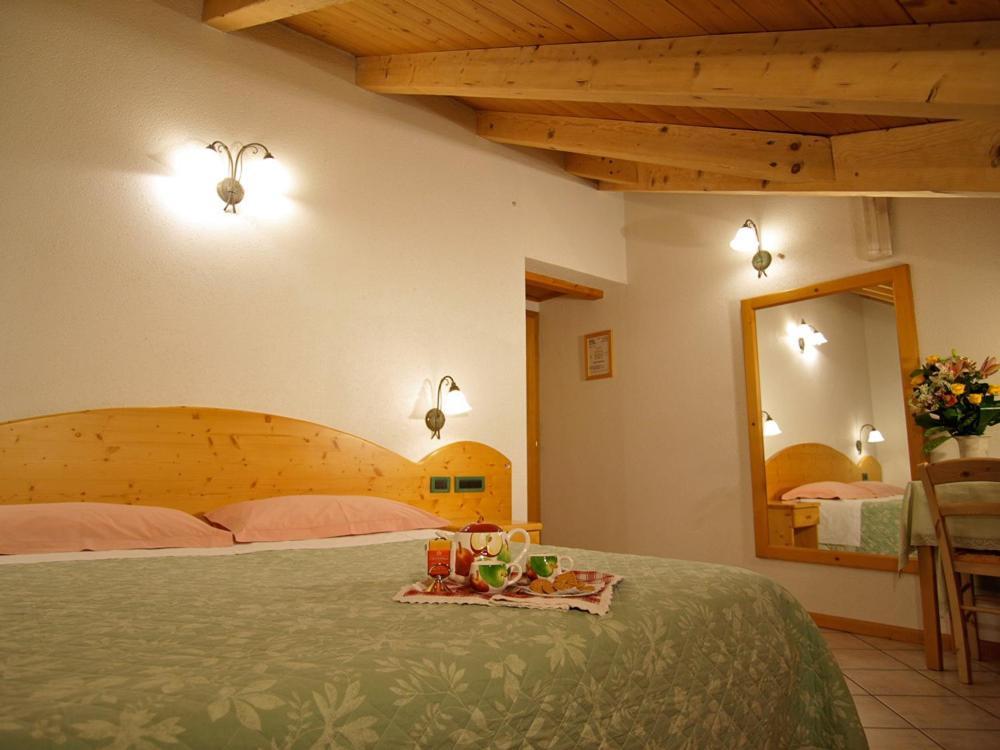 Jolly B&B - Affittacamere Dimaro Quarto foto